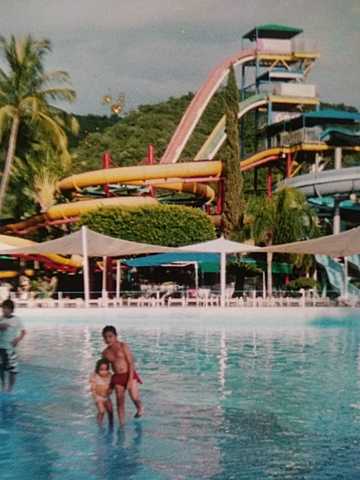 Creando recuerdos, Visitando mi parque acuático favorito
