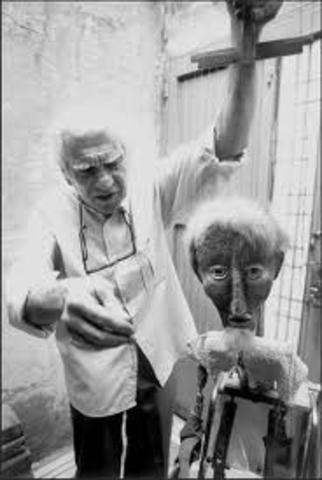 don quijote arremete contra unos titeres