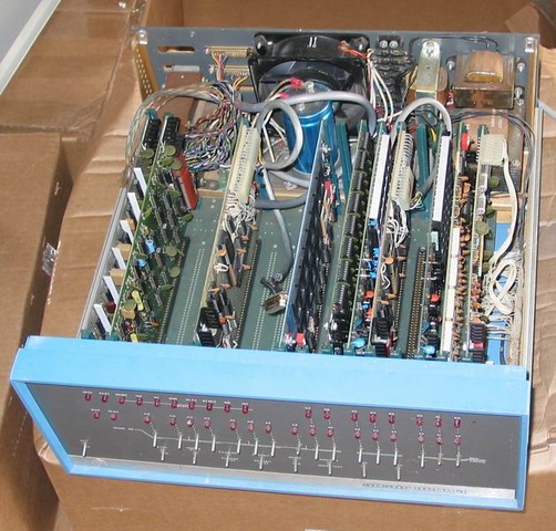 Primer circuito integrado