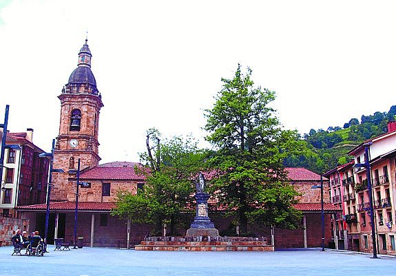 1995-Tenperatura altuena 42,2 gradu