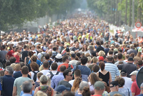 ZUMARRAGAK 12.619 biztanle zituen