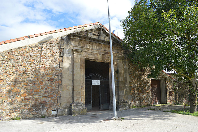 Zumarragako hilerria berritu