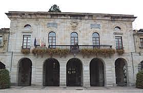 Zumarragako udaletxea berritu