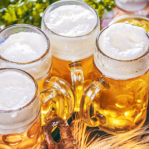 Los monjes cristianos se hicieron cargo de elaborar cerveza y mejoraron la receta.