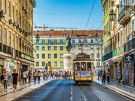 Da Gama pudo cerrar acuerdos comerciales con los que volvió a Lisboa con su barco completamente cargado.