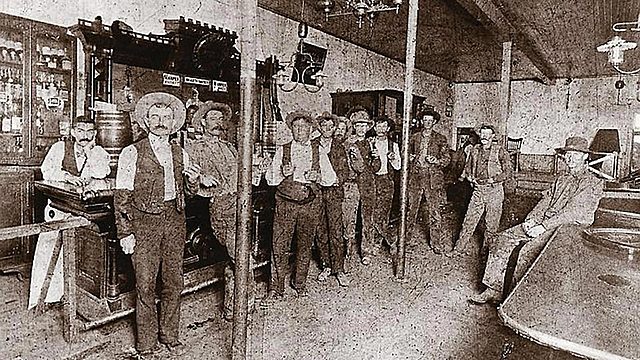 ANTECEDENTES DE LOS CONCEPTOS DE FABRICACIÓN EN SERIE