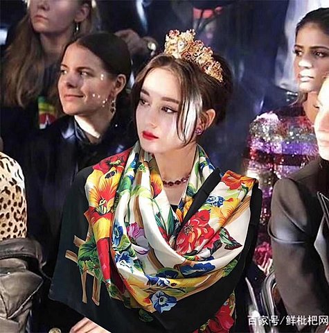 Перший аксесуар від D&G