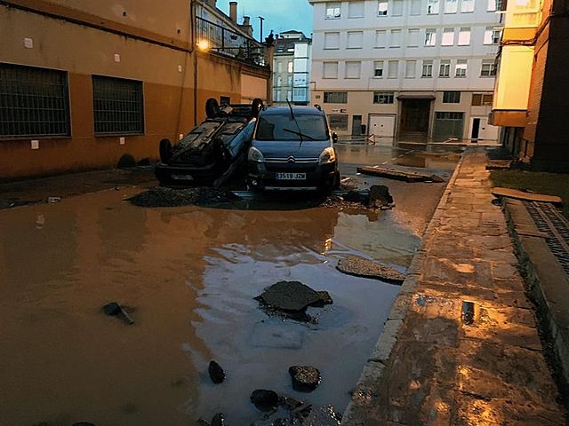 Uholdeak (hiru urretxuar hil)