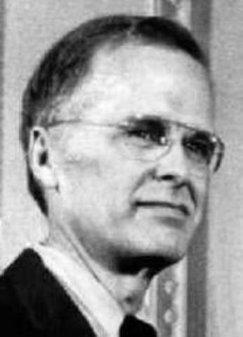 Nace en Filadelfia,E.U John Backus