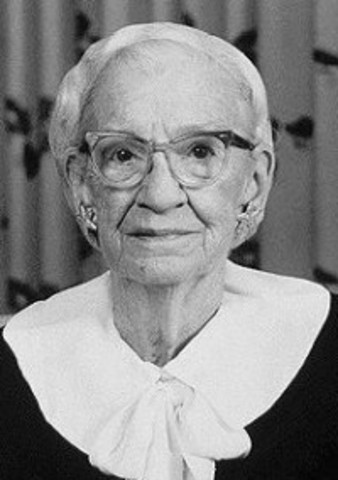 Nace Grace Murray Hopper