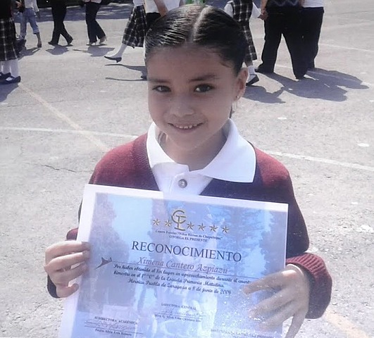 Entre a la primaria y obtuve muchos reconocimientos de exelencia