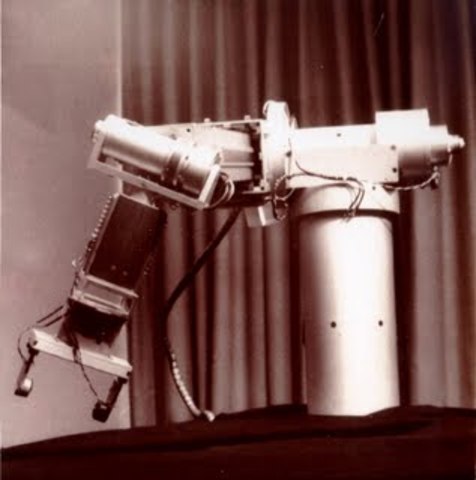 Brazo de robot de accionamiento electrico