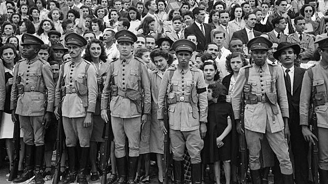 Conferencia de los aliados (Inglaterra, Francia, EE.UU.) en Casablanca (Marruecos).