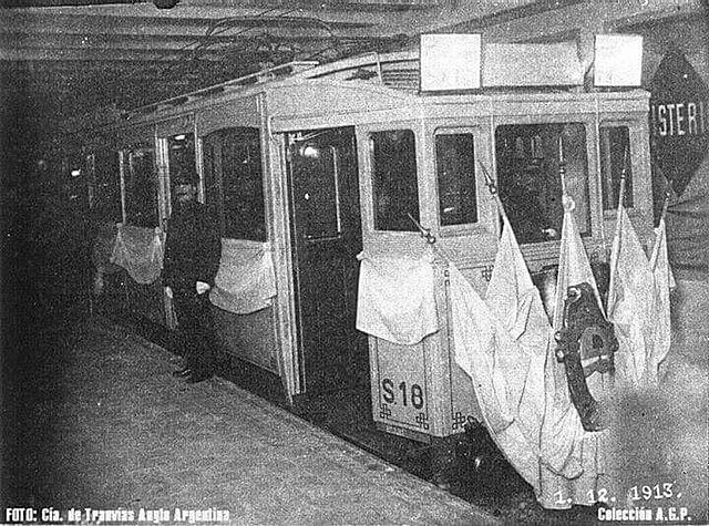 Inauguración de la primera red de subtes