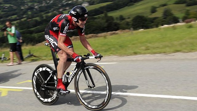 Cadel Evans becomes first Australian to win Tour De France