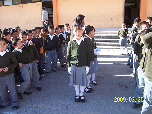 Entrada a la primaria