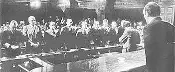 Sancion Indultos para la Junta Militar