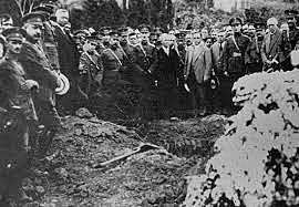 Adios Gómez, hola la restauración nacional