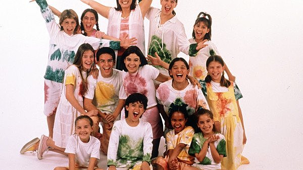 Trayectoria empresarial (Ficciones, obras, discos y películas producidas)