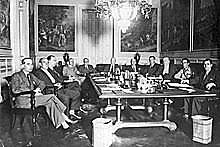 Creación del Consejo de Ministros.