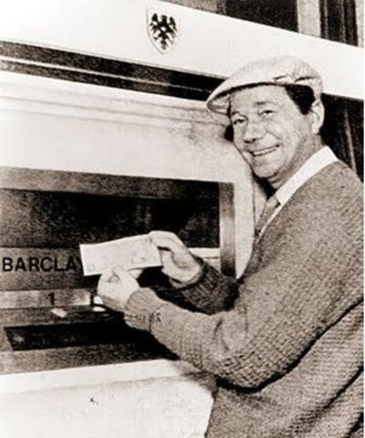 Servicios de cajeros automáticos en línea 24 horas al día