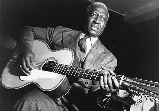 Colega de Lemon Jefferson. Leadbelly.