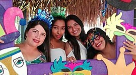 Timeline: A TOUR THROUGH   THE PAST.