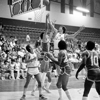 Timeline: Antecedentes del baloncesto en México