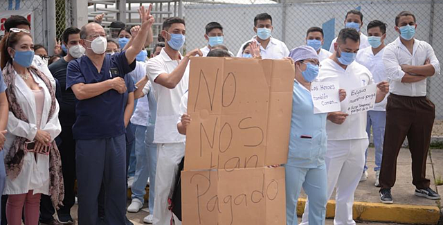SOY502: Médicos del Parque de la Industria exigen pago de salarios.