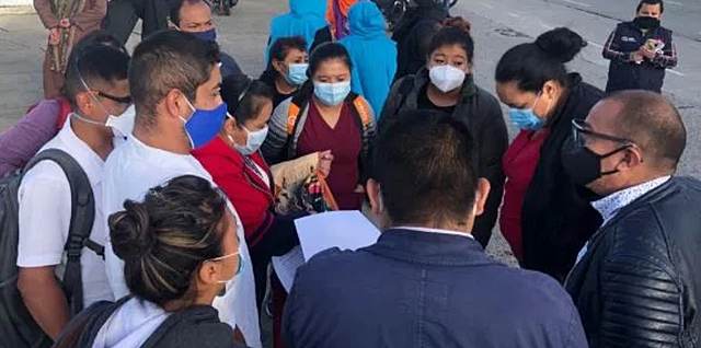 PRENSA LIBRE:Coronavirus: personal médico del hospital del Parque de la Industria manifiesta que no les han pagado salarios.