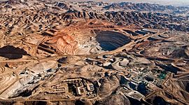 Timeline: Acciones del Estado Argentino sobre la actividad minera (1990-2020)