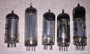 Primera generacoón de Tubos de vacío