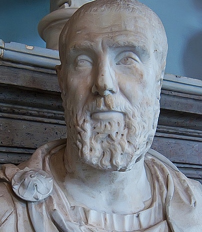 Julio Maximino se vuelve emperador