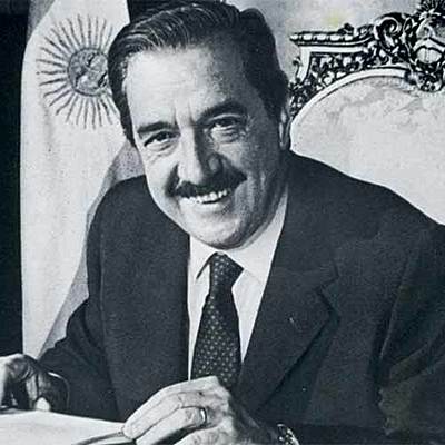 Timeline: PRESIDENCIA DE RAUL ALFONSIN