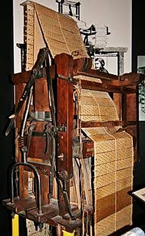 JOSEPH MARIE JACQUARD (telar con tarjetas perforadas)