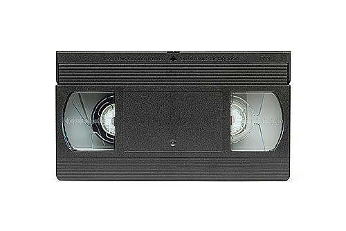 Surgió el VHS de JVC.