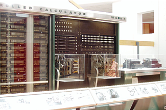 Howard Aiken MARK I - Era electrónica