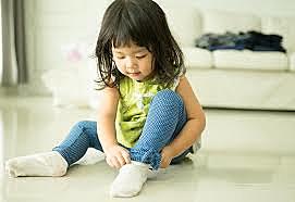 Sarah Picks Out Her Outfit