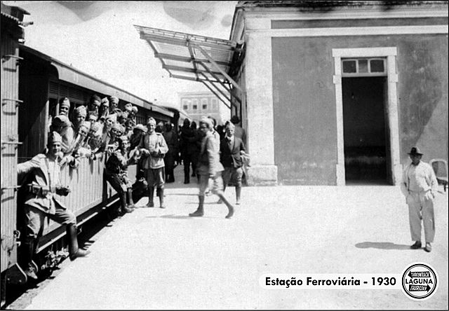 Estação Ferroviária - Revolução