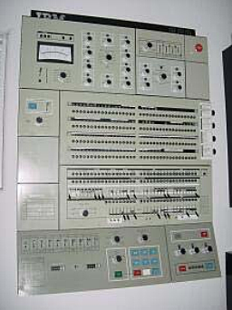 TERCERA GENERACIÓN. 1964-1971