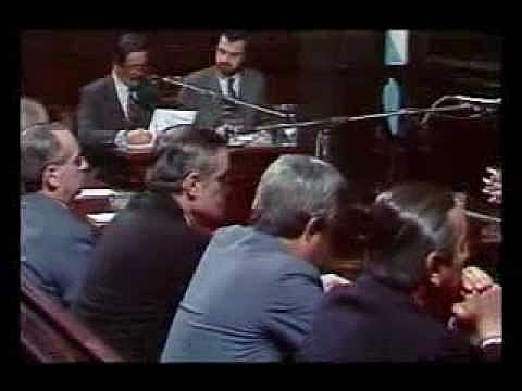 Politica de recopilacion Nacional 1200 militares, civiles, guerrilleros condenados por homicidio, torturas y privación de libertad.