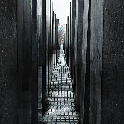 Timeline: Il Memoriale per gli ebrei assassinati d’Europa di Berlino