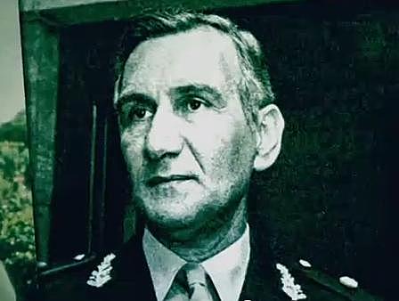 SEGUNDO LEVANTAMIENTO DE LOS CARAPINTADA