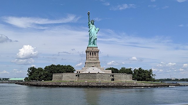 Gifting of the Statue of Liberty