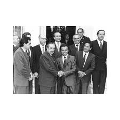 Timeline: HECHOS HISTÓRICOS MÁS DESTACADOS, OCURRIDOS DURANTE LAS PRESIDENCIAS DE RAÚL ALFONSÍN Y CARLOS MENEM