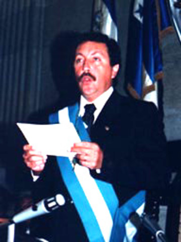 VINICIO CEREZO AREVALO