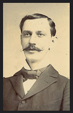 Martín Restrepo Mejía. https://dialnet.unirioja.es/servlet/articulo?codigo=6244986