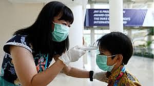 La OMS publica en línea un amplio conjunto de orientaciones técnicas con recomendaciones para todos los países sobre el modo de detectar casos, realizar pruebas de laboratorio y gestionar los posibles casos.