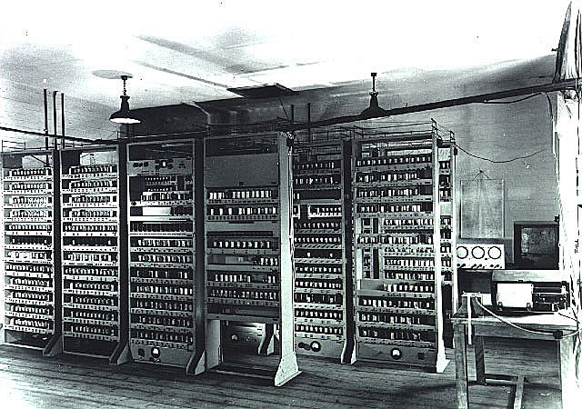 Primera Generación:  (1946 - 1955)