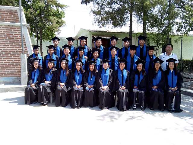 Sali de la secundaria y entre a la preparatoria